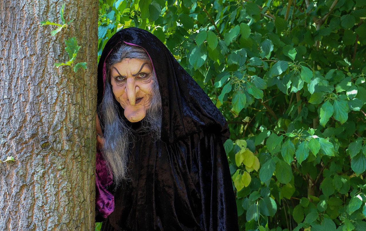 "Sagenhafte Märchenschätze" - Sagenwanderung für Erwachsene